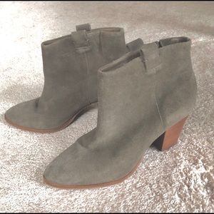 J. Crew Ankle Boots Grey Suede Western Ankle Boots sz. 9-1/2